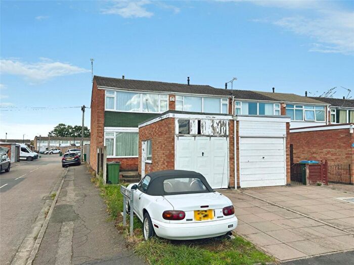 2 Bedroom End Of Terrace House For Sale In Bredon Avenue, Binley, Coventry, CV3