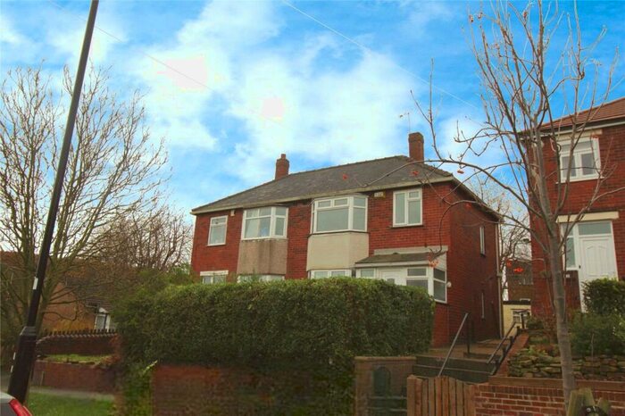 3 Bedroom Semi-Detached House To Rent In Shiregreen Lane, Sheffield, South Yorkshire, S5