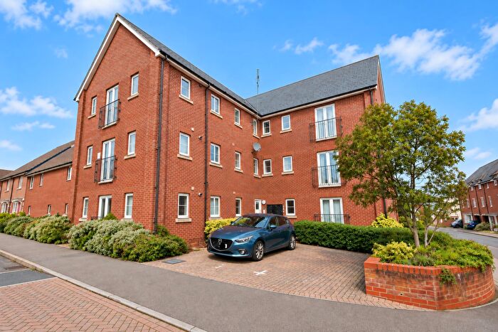 2 Bedroom Flat For Sale In Bittern Road, Queens Hill, NR8