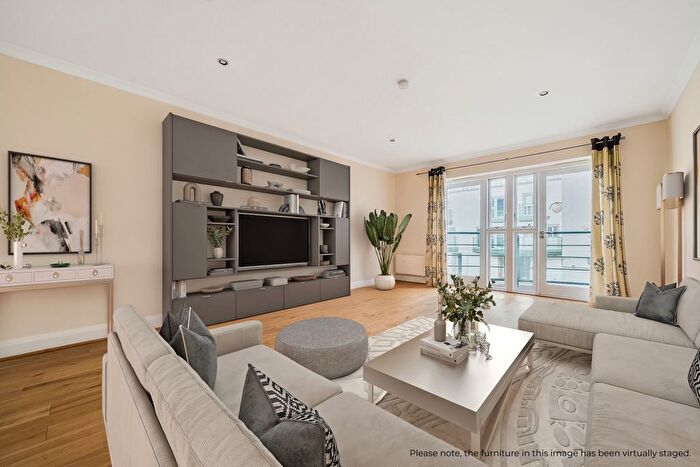 4 Bedroom Town House To Rent In Golden Lane, Brighton, BN1