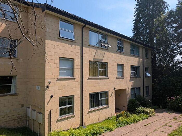 2 Bedroom Flat To Rent In Hockley Court, Bath, BA1