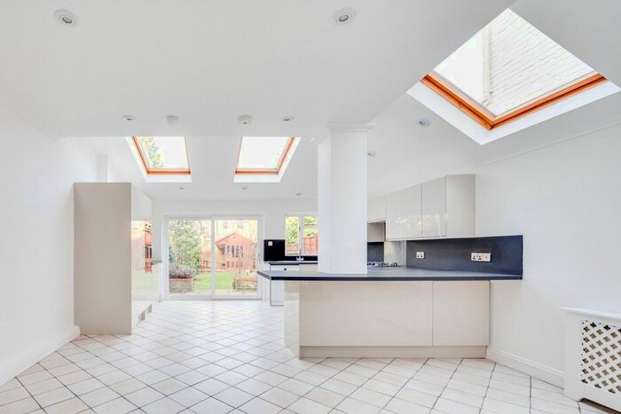 4 Bedroom Terraced House To Rent In Lysia Street, London, SW6