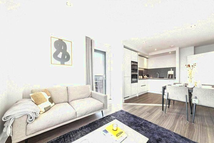 1 Bedroom Flat To Rent In Uncle Southall, Merrick Road, Southall, UB2