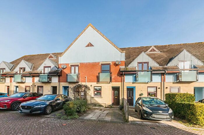 2 Bedroom Terraced House To Rent In Jackman Close, Abingdon, OX14