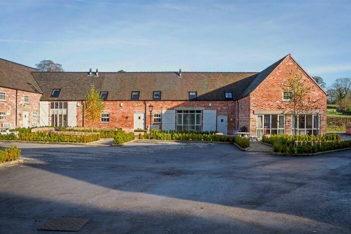 3 Bedroom Garage / Parking To Rent In Dove House Farm, Blythe Bridge Road, Caverswall, Stoke On Trent, Staffordshire, ST11