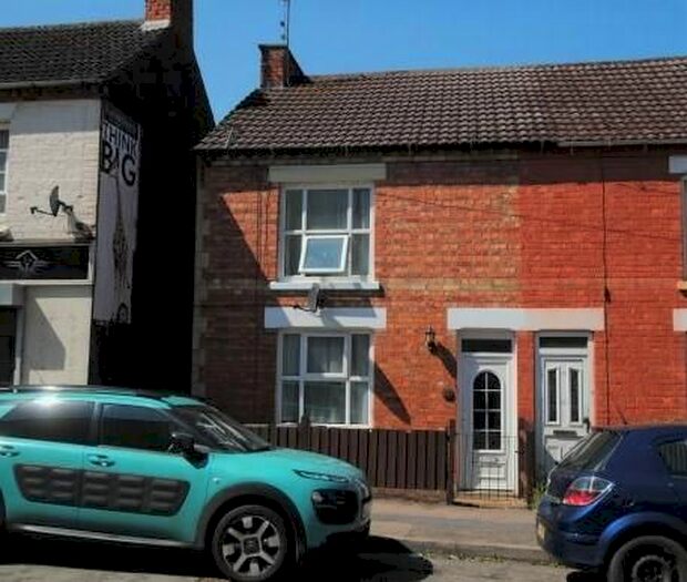 3 Bedroom End Of Terrace House To Rent In Alfred Street, Rushden, NN10
