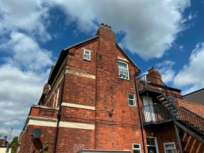 2 Bedroom Apartment To Rent In Upper Gungate. Tamworth, B79