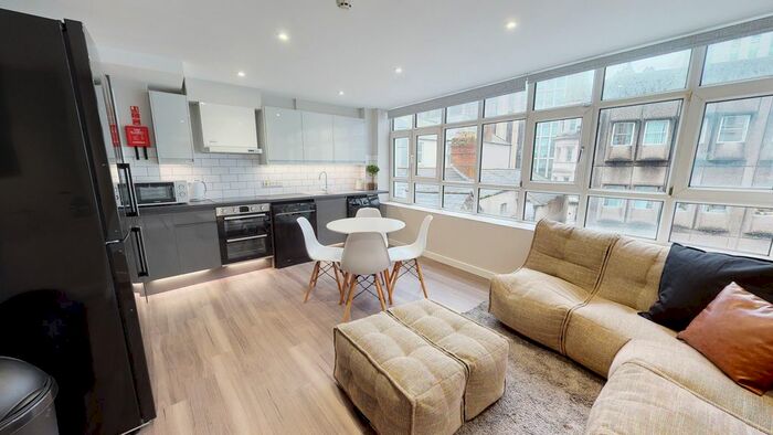 6 Bedroom Flat To Rent In Westminster House, Cardiff CF10