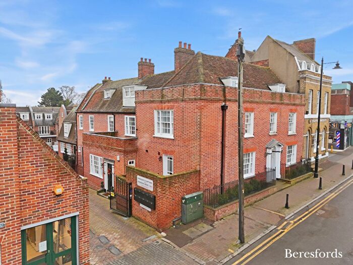 4 Bedroom Terraced House For Sale In High Street, Billericay, CM12