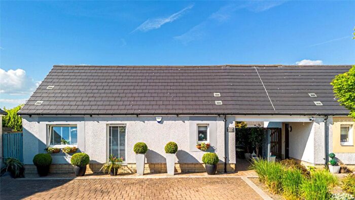 2 Bedroom Detached House For Sale In Picketlaw Road, Eaglesham, Glasgow, East Renfrewshire, G76