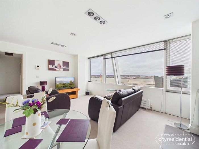 1 Bedroom Apartment For Sale In One Park West, Liverpool, L1