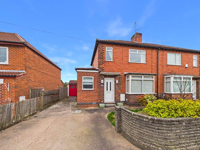 3 Bedroom Semi Detached House For Sale In Lodge Way, Mickleover, Derby, Derbyshire, DE3