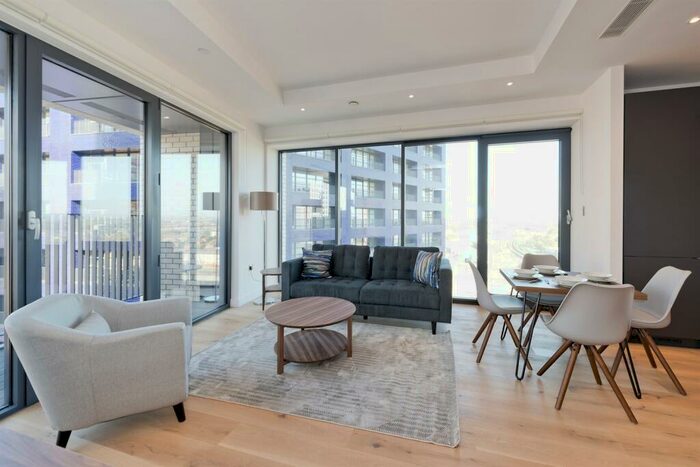 2 Bedroom Apartment To Rent In Corson House, London City Island, E14