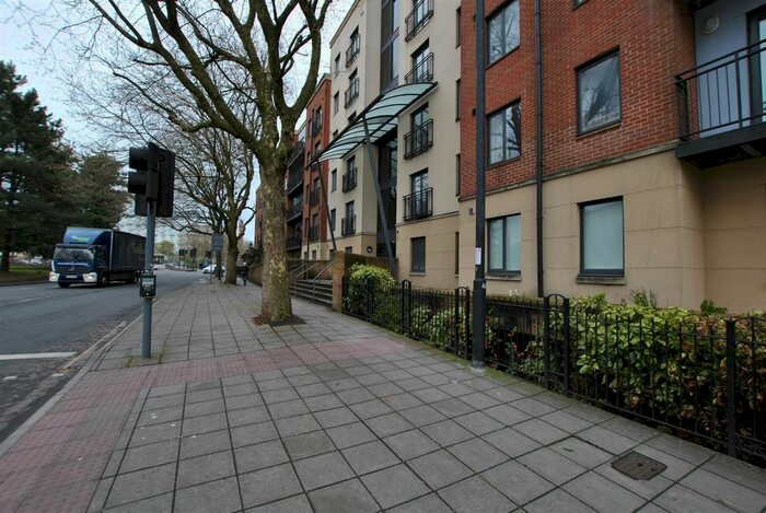 2 Bedroom Flat To Rent In Bedminster Parade, Bedminster, Bristol, BS3
