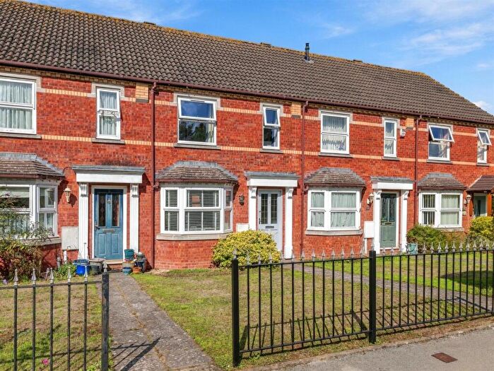 2 Bedroom Terraced House For Sale In Chestnut Square, Leamington Spa, CV32