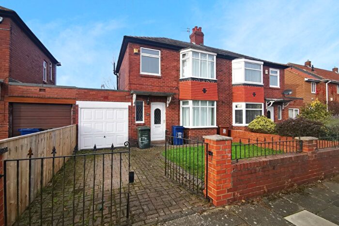 3 Bedroom Semi-Detached House To Rent In Morley Hill Road, Newcastle Upon Tyne, NE5