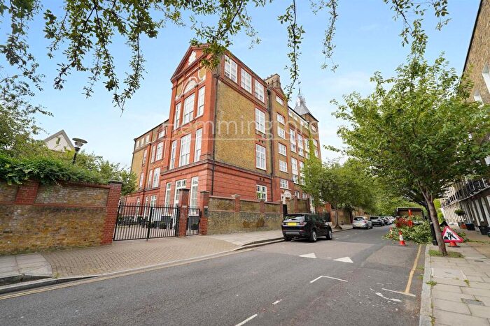 2 Bedroom Apartment To Rent In Batchelor Street, London, N1