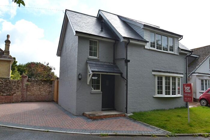 2 Bedroom Detached House For Sale In Church Road, Ryde, Isle Of Wight, PO33