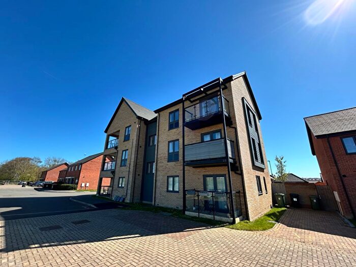 1 Bedroom Flat For Sale In Pantheon Drive, Thorn, LU5