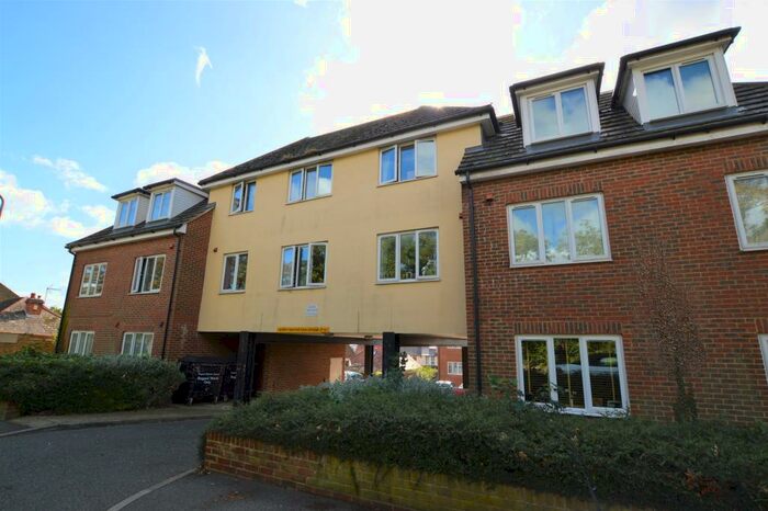 1 Bedroom Flat To Rent In Cecilia Road, Ramsgate, CT11