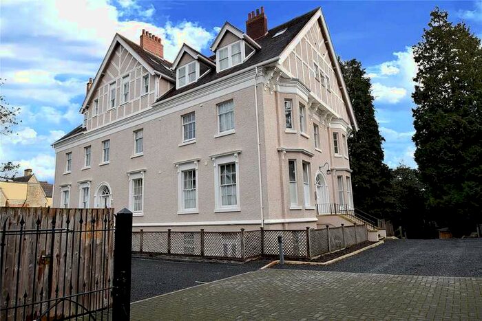 2 Bedroom Apartment To Rent In Albert Road North, Malvern, WR14