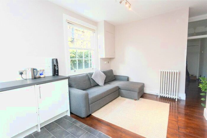 2 Bedroom Maisonette To Rent In Canon Beck Road, Rotherhithe, London, SE16