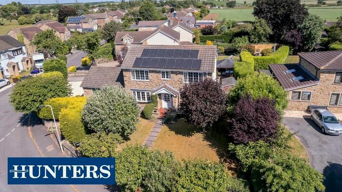 4 Bedroom Detached House For Sale In Main Street, Burton Salmon, Leeds, LS25