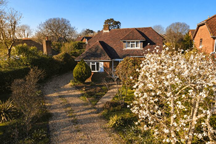 4 Bedroom Detached House For Sale In Warsash Road, Warsash, SO31