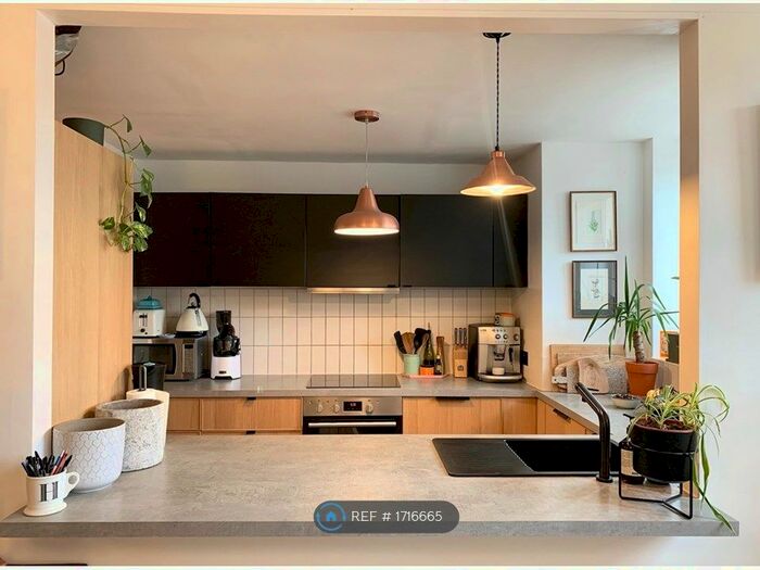 1 Bedroom Flat To Rent In Cadogan Terrace, London, E9