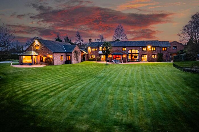 6 Bedroom Detached House For Sale In Hall Green Barn - Cliff Road, Acton Bridge, CW8