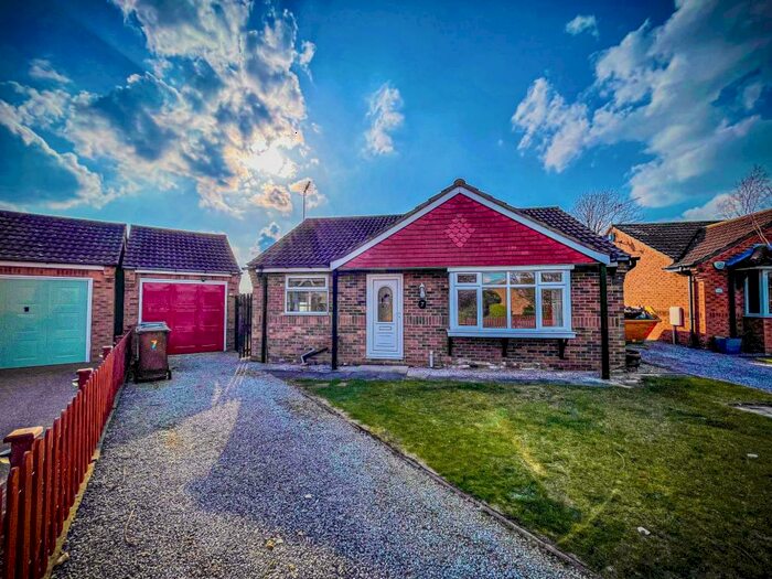 2 Bedroom Detached Bungalow To Rent In Acer Court, Lincoln, LN6