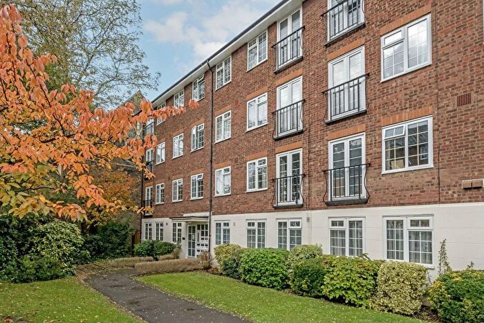 2 Bedroom Flat To Rent In St. Peters Way, Ealing, W5