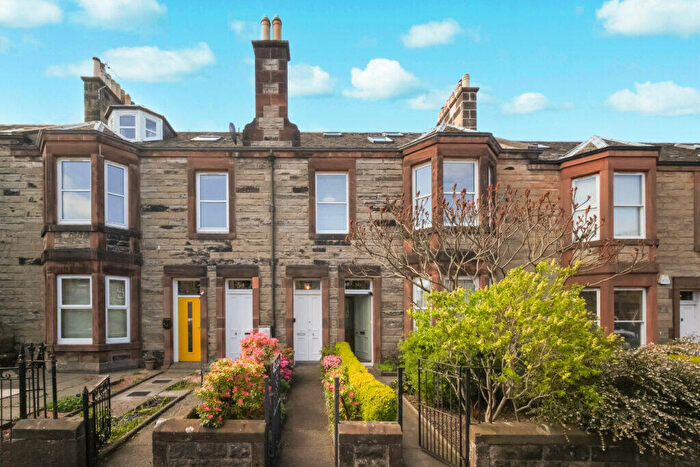 4 Bedroom Flat For Sale In Glendevon Place, Balgreen, Edinburgh, EH12