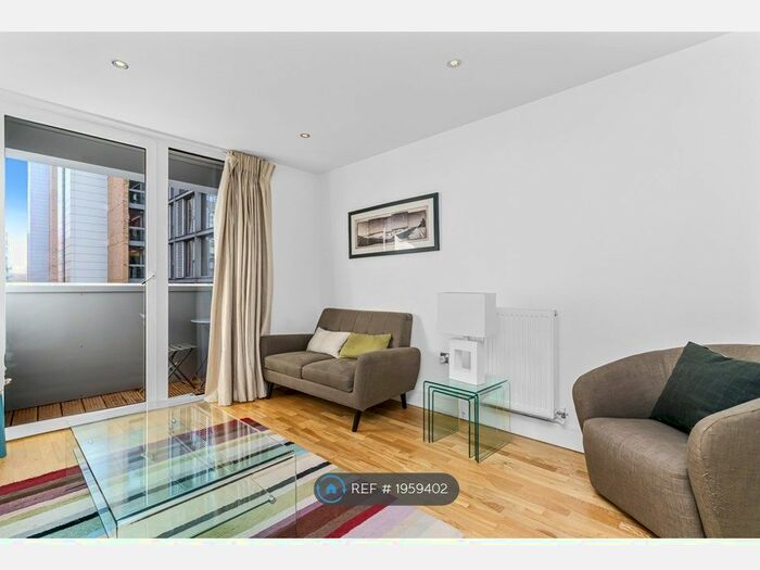1 Bedroom Flat To Rent In Admirals Tower, London, SE10