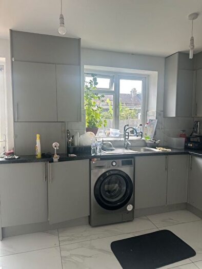 3 Bedroom Terraced House To Rent In Eastcote Road, Harrow, HA2