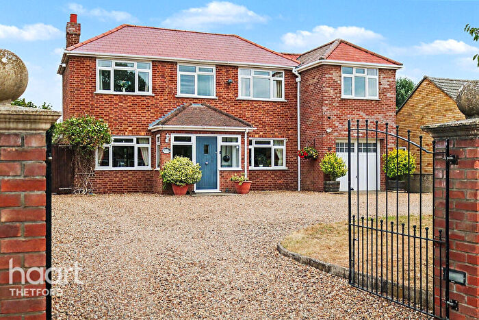 4 Bedroom Detached House For Sale In Folly Road, Mildenhall, IP28