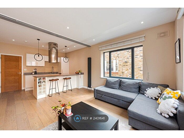 2 Bedroom Flat To Rent In Roehampton Lane, London, SW15