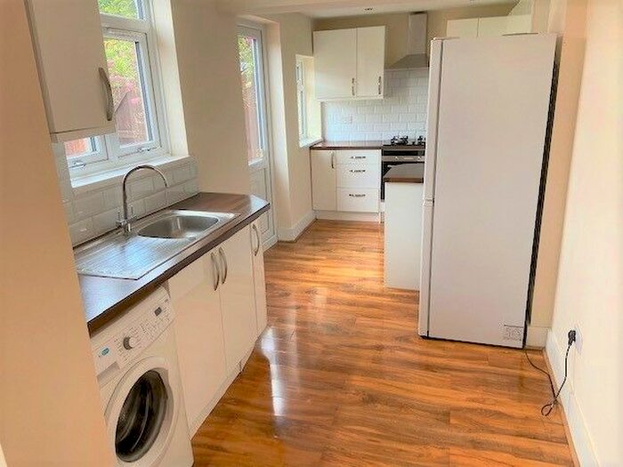 5 Bedroom End Of Terrace House To Rent In Sudbury Heights Avenue, Greenford, UB6