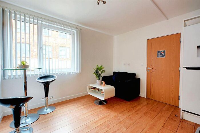 1 Bedroom Flat To Rent In Oxford Street, Leicester, LE1