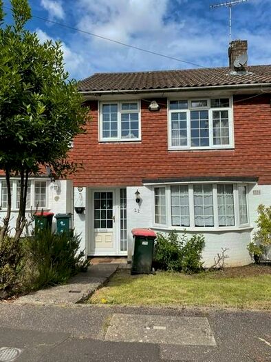 3 Bedroom Terraced House To Rent In Lyndhurst Close, Crawley, RH11