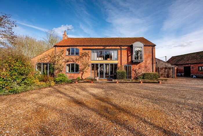 4 Bedroom Barn Conversion For Sale In Stone Lane, Bintree, Dereham, NR20
