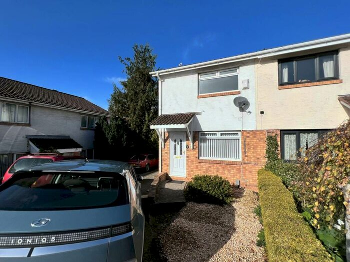 2 Bedroom House To Rent In Teifi Drive, Cwm Talwg, Barry, CF62