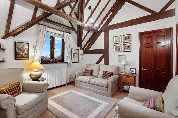 4 Bedroom Barn Conversion For Sale In Holt Castle Barns, Holt Heath, Worcestershire., WR6