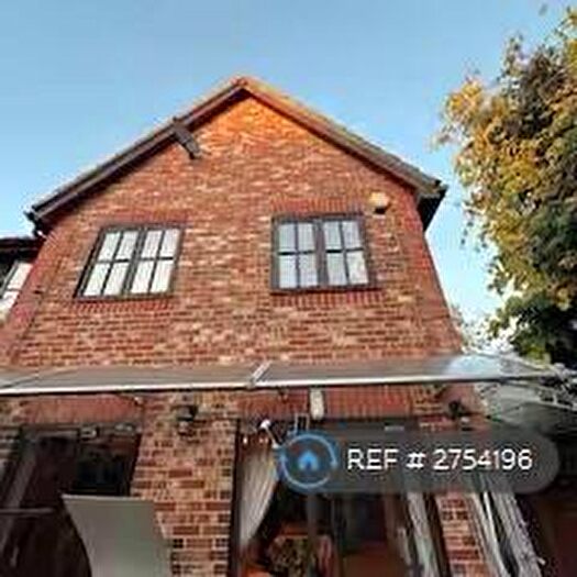 3 Bedroom Terraced House To Rent In Hither Farm Road, London, SE3