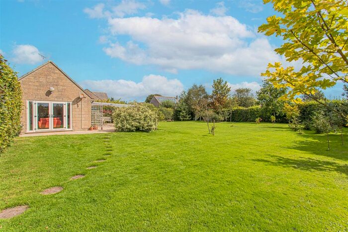 5 Bedroom Detached House For Sale In Little Badminton Lane, Lea, Malmesbury, SN16