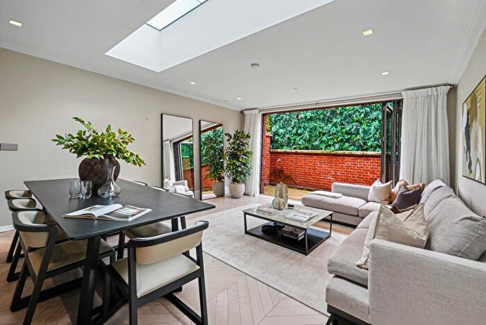4 Bedroom Terraced House For Sale In Teil Row, Kidderpore Avenue, Hampstead, London, NW3