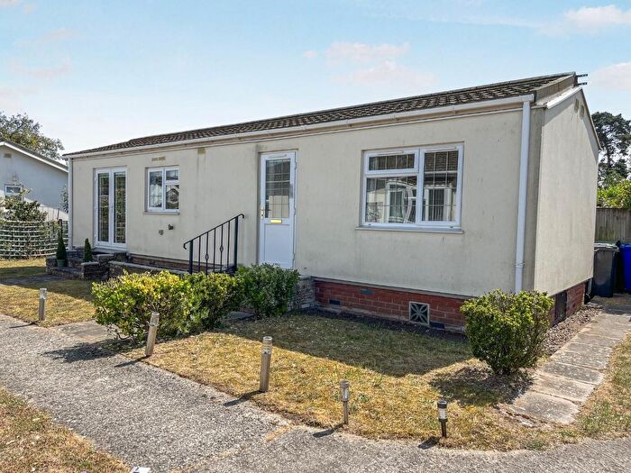 2 Bedroom Detached Bungalow For Sale In Ashdale Park, Brandon, IP27