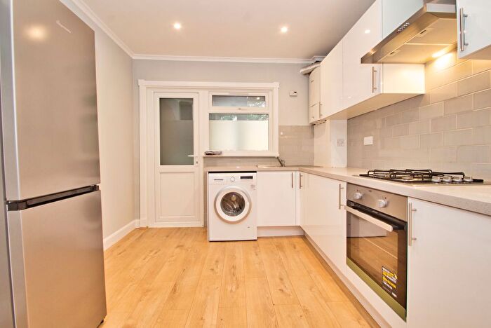 2 Bedroom Flat To Rent In Perwell Court, Alexandra Avenue, Harrow, HA2