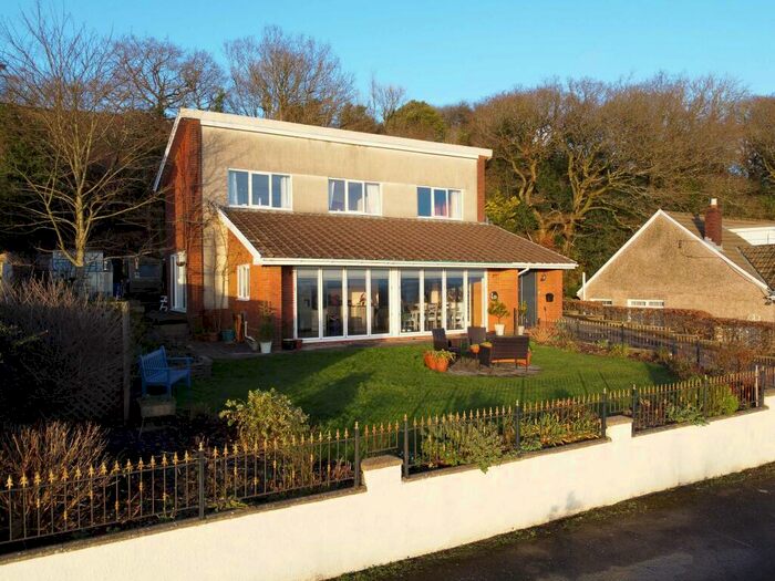 4 Bedroom Detached House To Rent In Erw Hir, Llantrisant, CF72