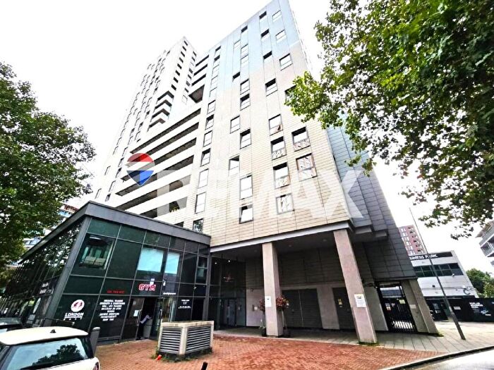 1 Bedroom Flat To Rent In Prestons Road, London, E14